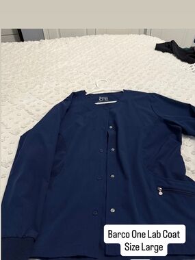 Barco One lab coat